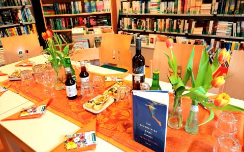 Buchklub im April "Der Bademeister ohne Himmel"